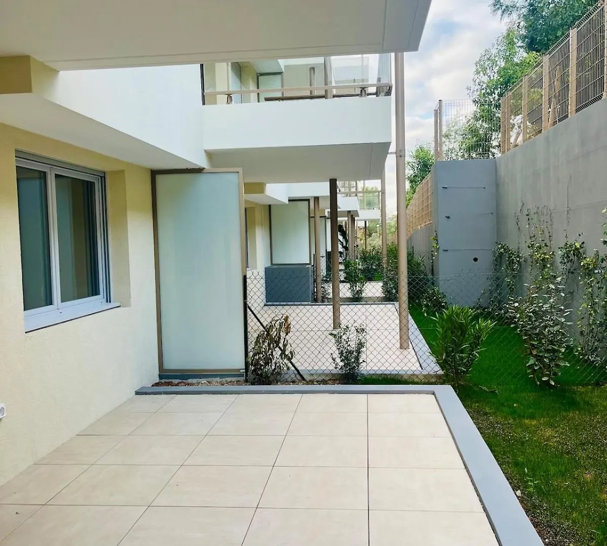 Appartement 2 Pieces Residence Avec Piscine Villeneuve-Loubet 0*,