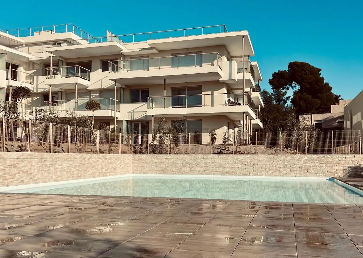 Appartement 2 Pieces Residence Avec Piscine Villeneuve-Loubet France